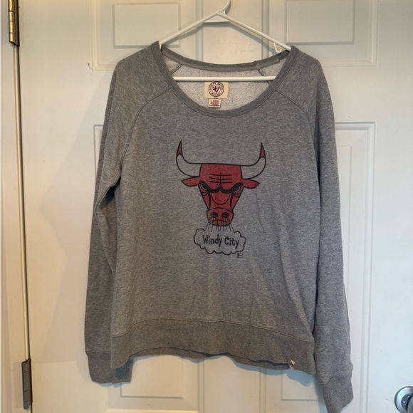 47 Sweaters - Large 47 Brand Chicago Bulls Windy City Gray Metallic Crewneck Sweatshirt